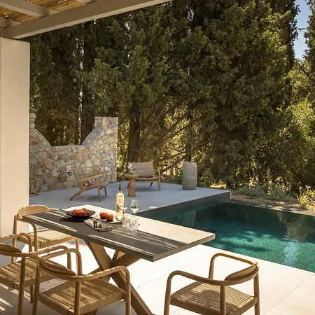 Villa Forrest Svoronata